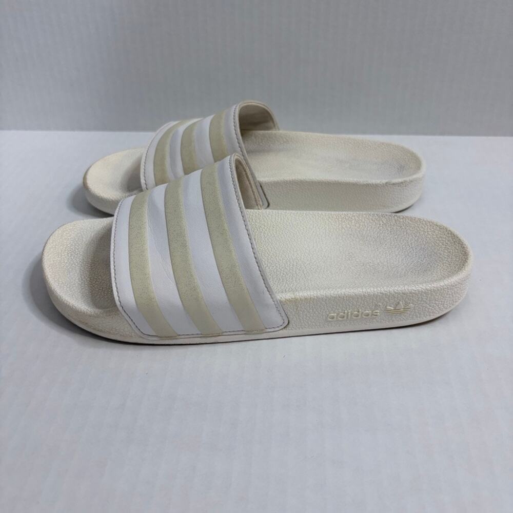 Adidas Women's Adilette Slides Size 7 Off White Shower Sandals Striped GX0036 - Picture 5 of 8
